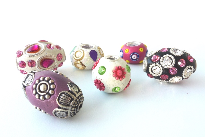 Kashmiri bead pink group_s